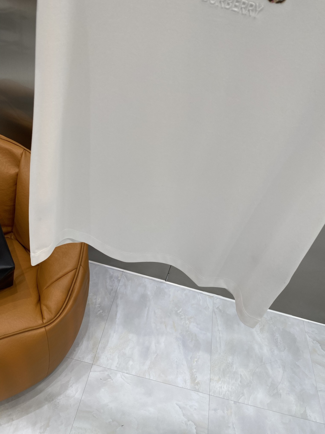 《𝙉𝙚𝙬🖤❤️巴家》2026新款首发专柜最新款短袖圆领T恤 高端订制 设计前卫时尚！品牌logo工艺设计