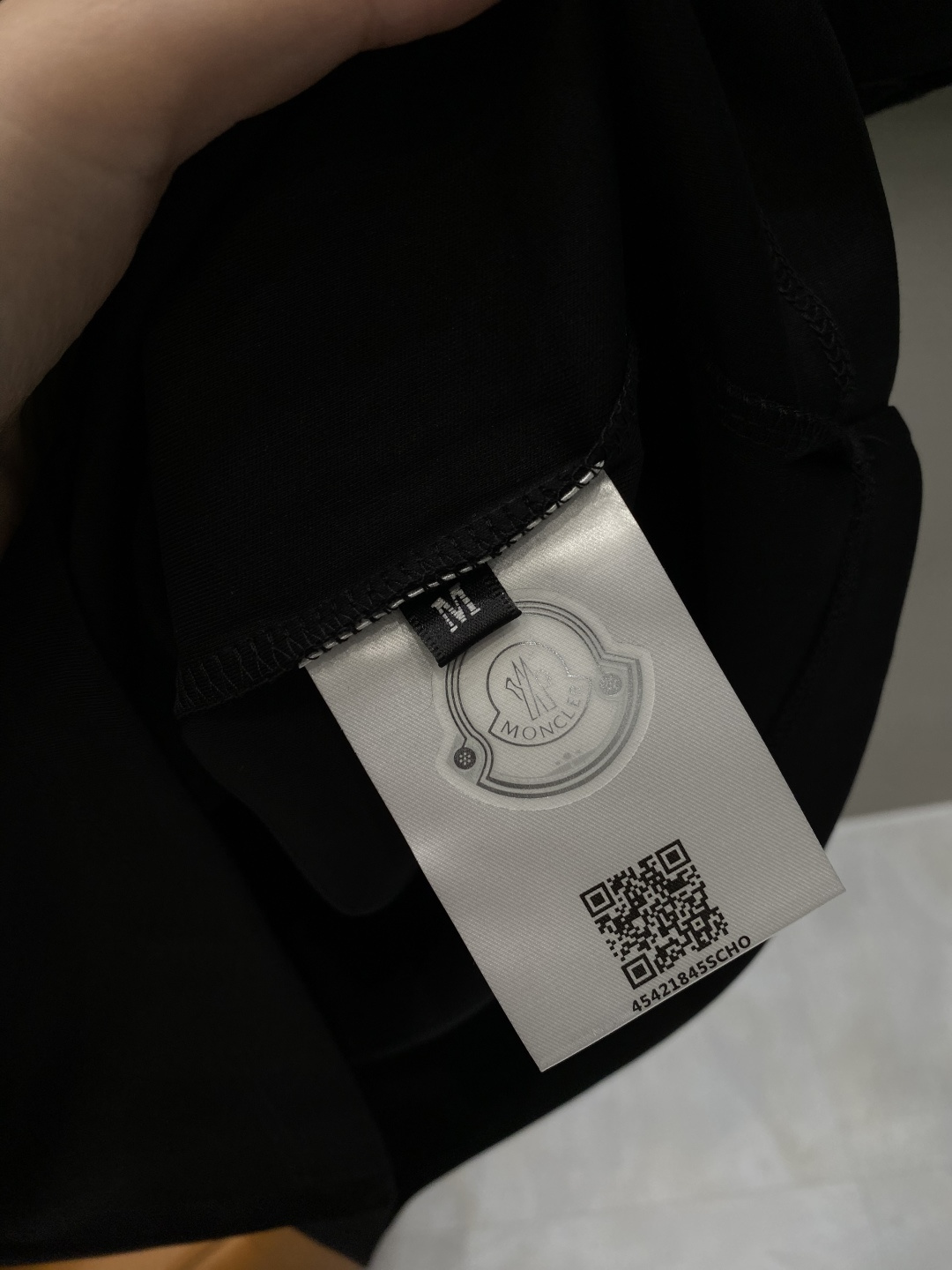 《𝙉𝙚𝙬🖤❤️蒙家》2026新款首发专柜最新款短袖圆领T恤 高端订制 设计前卫时尚！品牌logo工艺设计