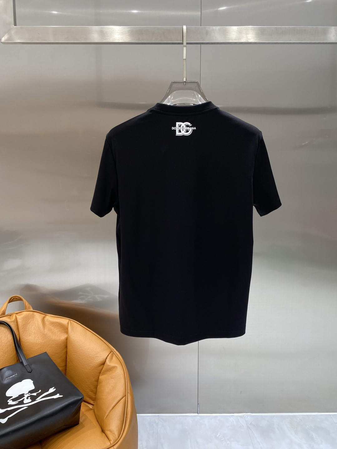 《𝙉𝙚𝙬🖤❤️DG家》2026新款首发专柜最新款短袖圆领T恤 高端订制 设计前卫时尚！品牌logo工艺设