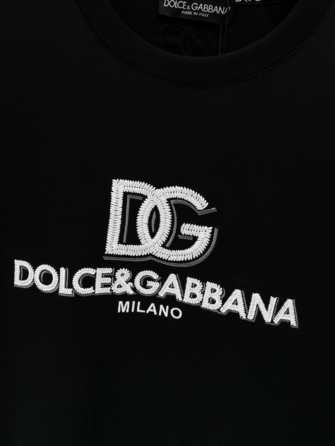 《𝙉𝙚𝙬🖤❤️DG家》2026新款首发专柜最新款短袖圆领T恤 高端订制 设计前卫时尚！品牌logo工艺设