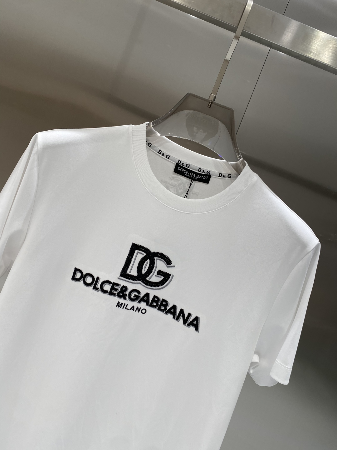 《𝙉𝙚𝙬🖤❤️DG家》2026新款首发专柜最新款短袖圆领T恤 高端订制 设计前卫时尚！品牌logo工艺设