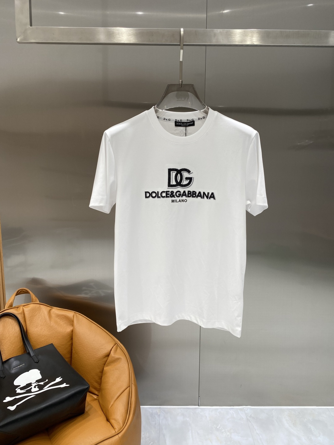 《𝙉𝙚𝙬🖤❤️DG家》2026新款首发专柜最新款短袖圆领T恤 高端订制 设计前卫时尚！品牌logo工艺设