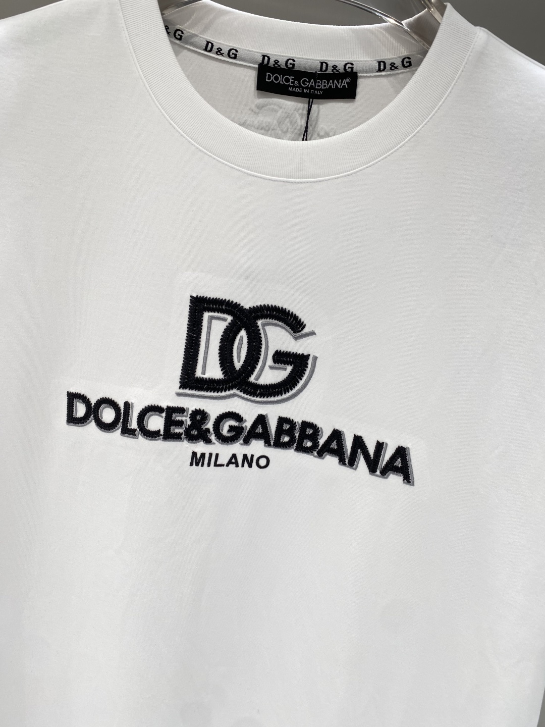 《𝙉𝙚𝙬🖤❤️DG家》2026新款首发专柜最新款短袖圆领T恤 高端订制 设计前卫时尚！品牌logo工艺设