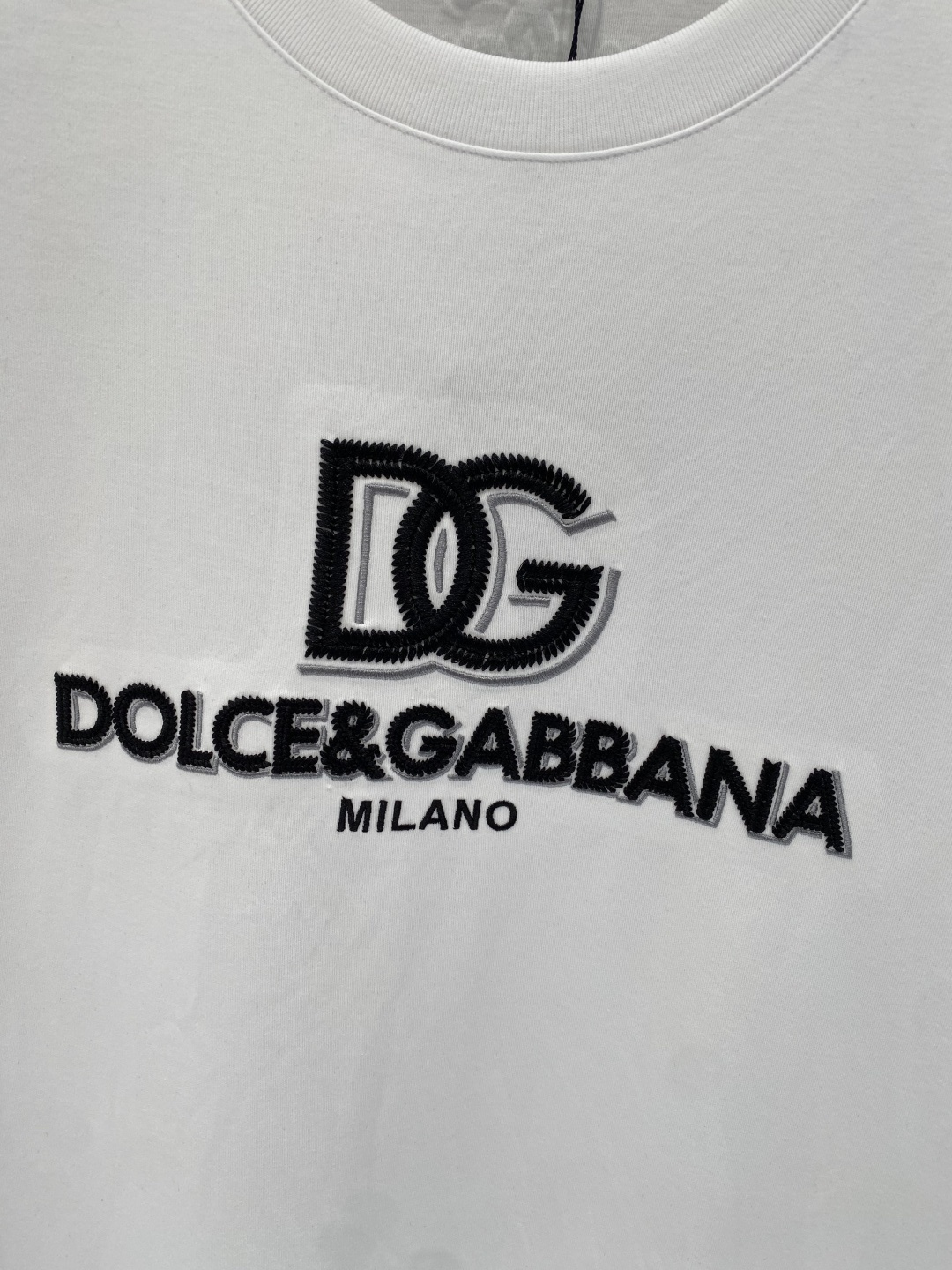 《𝙉𝙚𝙬🖤❤️DG家》2026新款首发专柜最新款短袖圆领T恤 高端订制 设计前卫时尚！品牌logo工艺设