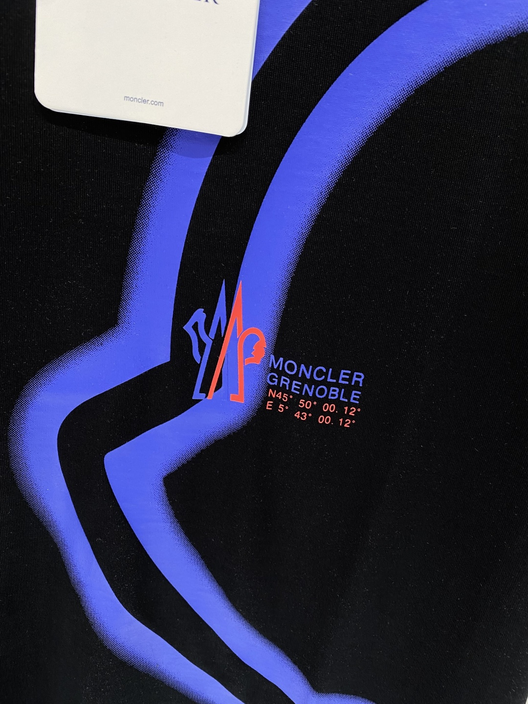 《𝙉𝙚𝙬🖤❤️蒙家》2026SS最新款春夏短袖T恤，丝光棉 帅气时尚，胸口顶级图案字母，简约百搭款。面料