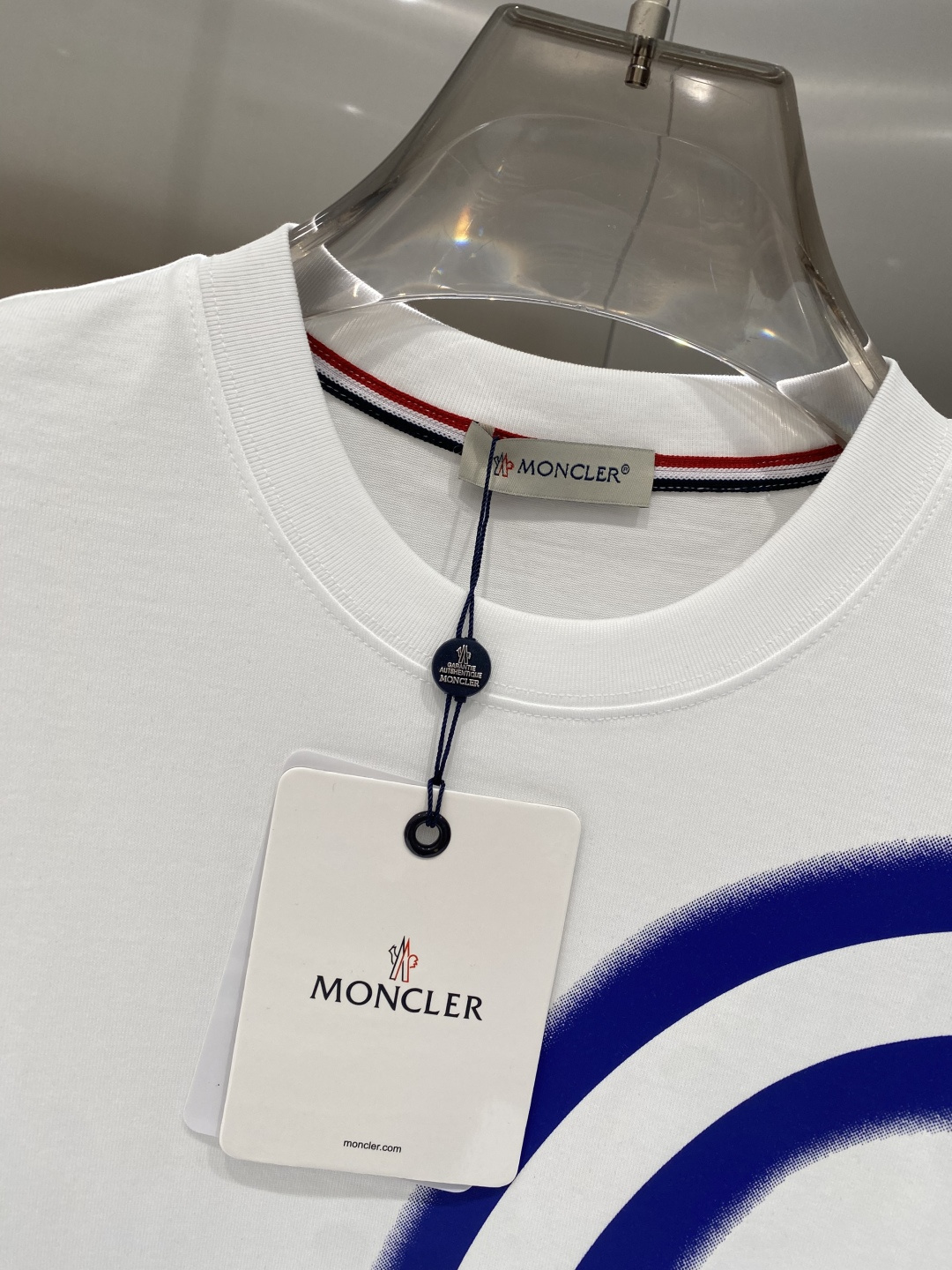 《𝙉𝙚𝙬🖤❤️蒙家》2026SS最新款春夏短袖T恤，丝光棉 帅气时尚，胸口顶级图案字母，简约百搭款。面料