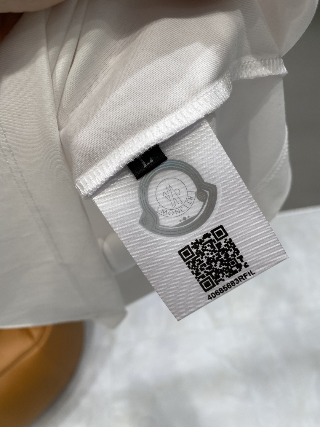 《𝙉𝙚𝙬🖤❤️蒙家》2026SS最新款春夏短袖T恤，丝光棉 帅气时尚，胸口顶级图案字母，简约百搭款。面料