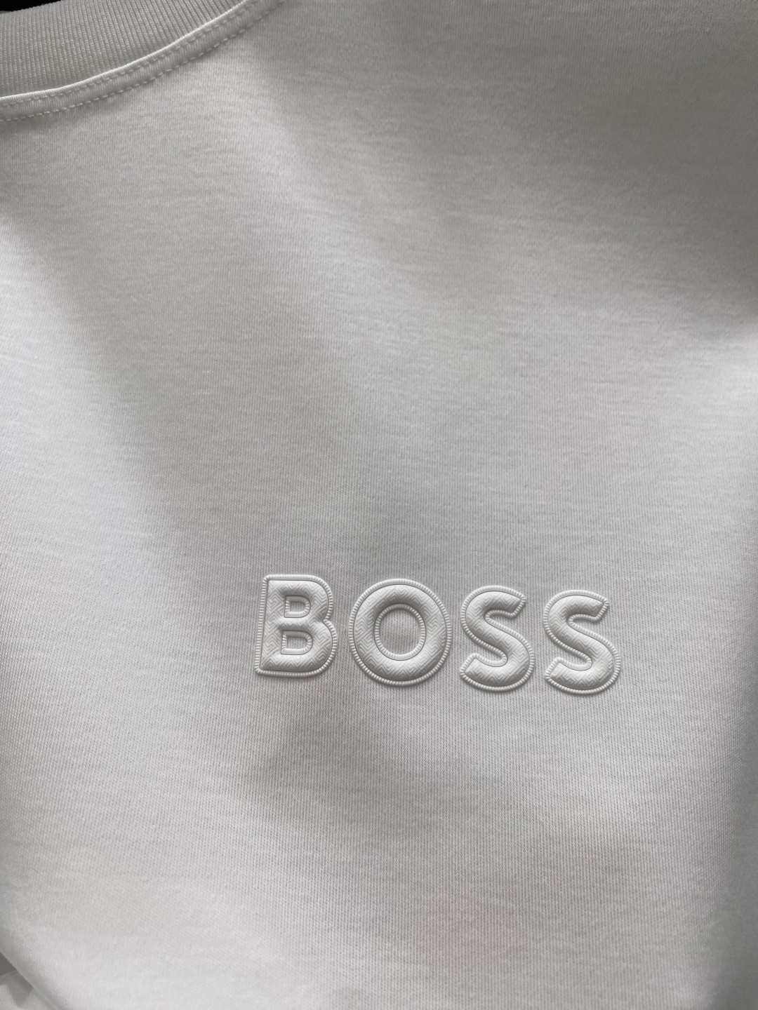 《𝙉𝙚𝙬🖤❤️BOSS家》2026SS最新款春夏短袖T恤，丝光棉 帅气时尚，胸口顶级图案字母，简约百搭款