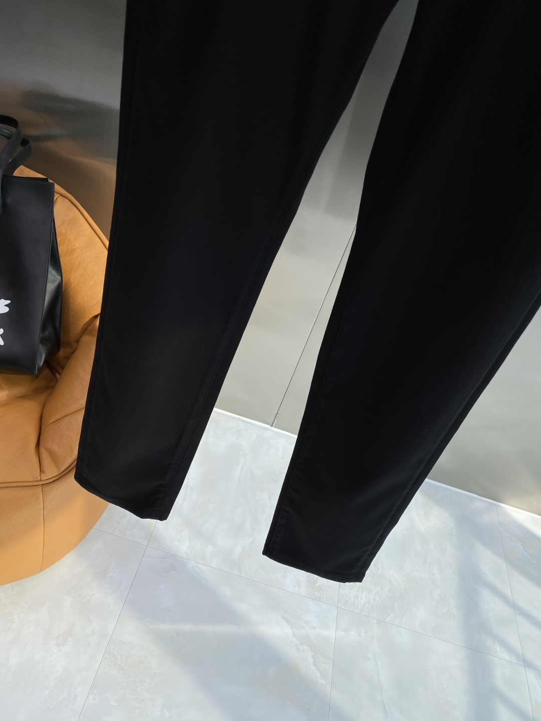 《𝙉𝙚𝙬🖤❤️罗家》2026春款爆款新品 有售 实体店极品牛仔裤 原版好货，市场最高版本的欧洲进口面料。