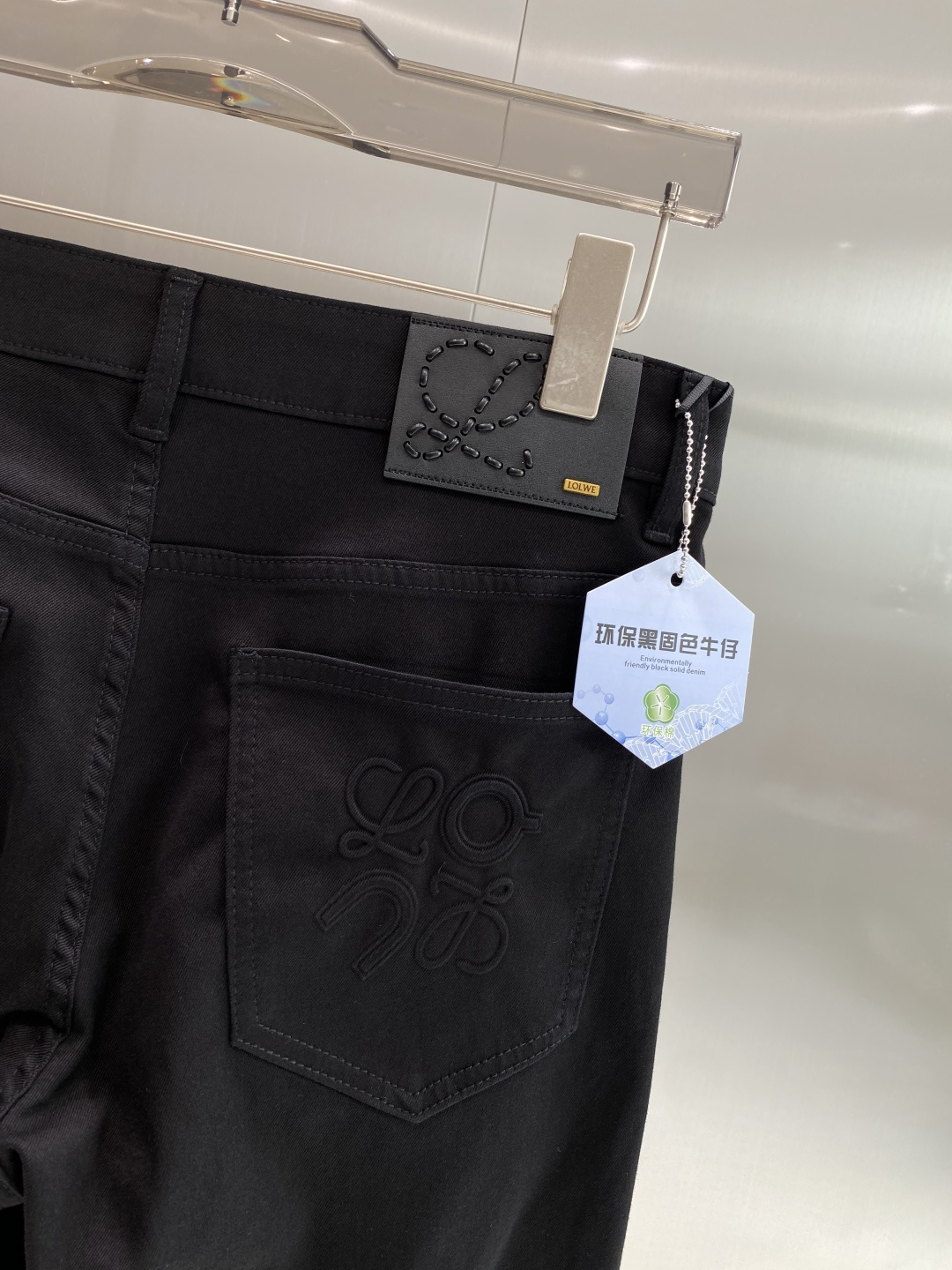《𝙉𝙚𝙬🖤❤️罗家》2026春款爆款新品 有售 实体店极品牛仔裤 原版好货，市场最高版本的欧洲进口面料。