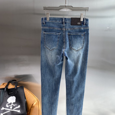 《𝙉𝙚𝙬🖤❤️华伦家》2026春款爆款新品 有售 实体店极品牛仔裤 原版好货,市场最高版本的欧洲进口面料 《𝙉𝙚𝙬🖤❤️华伦家》2026春款爆款新品 有售 实体店极品牛仔裤 原版好货,市场最高版本的欧洲进口面料