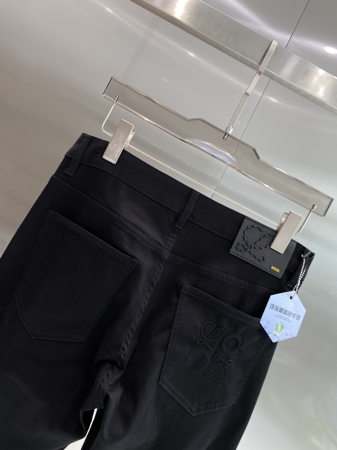 《𝙉𝙚𝙬🖤❤️罗家》2026春款爆款新品 有售 实体店极品牛仔裤 原版好货，市场最高版本的欧洲进口面料。