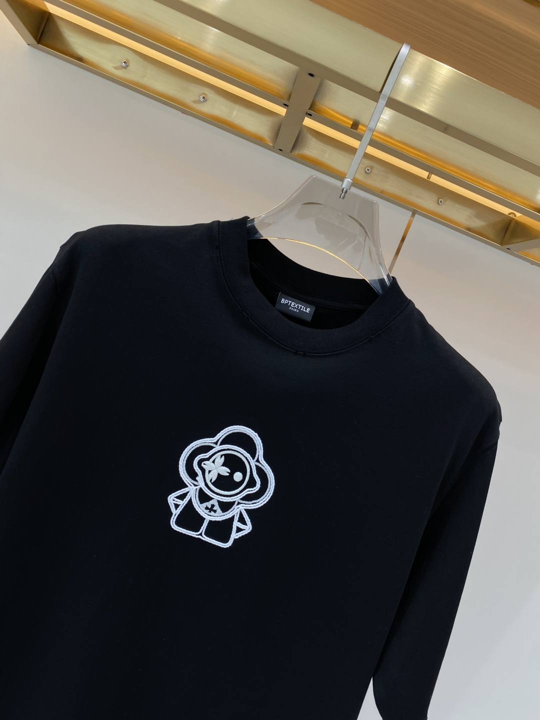 《𝙉𝙚𝙬🖤❤️驴家》2026ss新工艺logo高品质纯棉质阔版圆领男士短袖T恤，新季新推系列将标识巧妙融