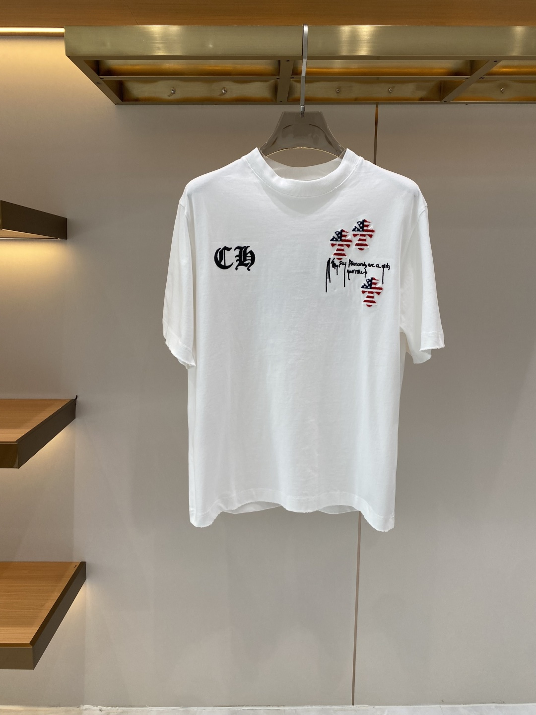 《𝙉𝙚𝙬🖤❤️巴黎家》2026ss新工艺logo高品质纯棉质阔版圆领男士短袖T恤，新季新推系列将标识巧妙