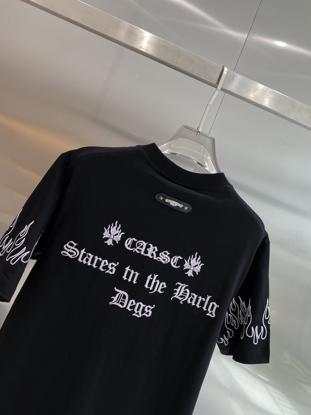 《𝙉𝙚𝙬🖤❤️克家》2026ss新工艺logo高品质纯棉质阔版圆领男士短袖T恤，新季新推系列将标识巧妙融