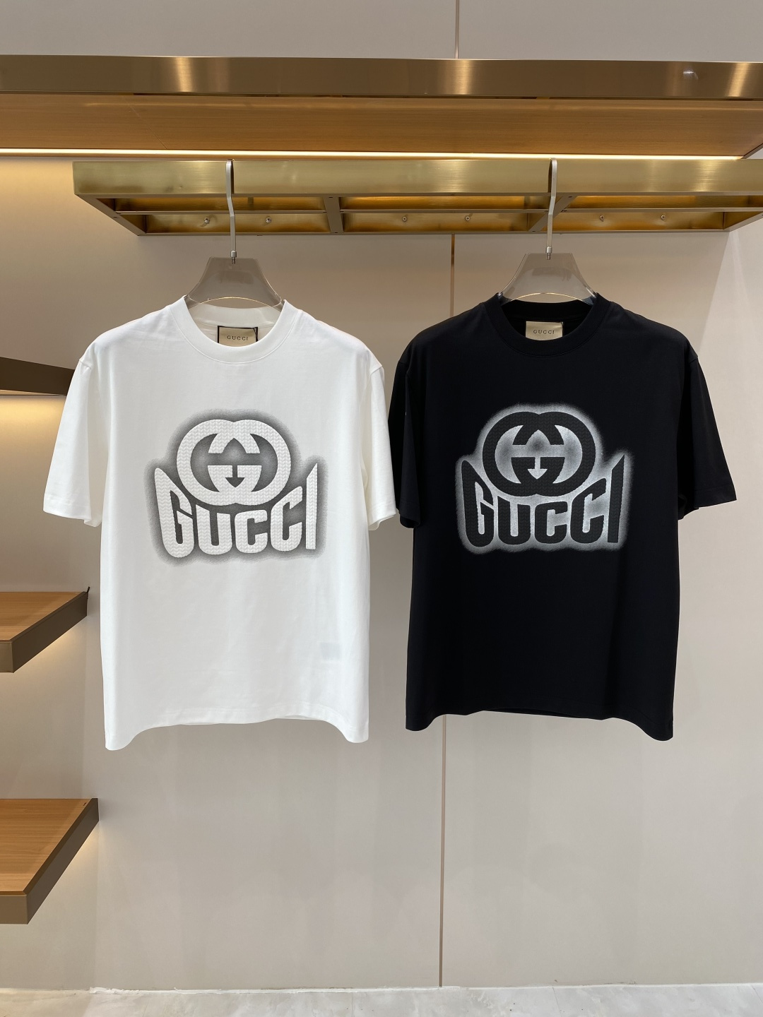 《𝙉𝙚𝙬🖤❤️古家》2026新款首发专柜最新款短袖圆领T恤 高端订制 设计前卫时尚！品牌logo工艺设计