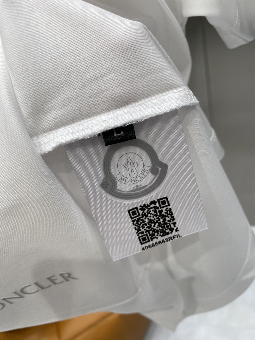 《𝙉𝙚𝙬🖤❤️蒙家》2026SS最新款春夏短袖T恤，丝光棉 帅气时尚，胸口顶级图案字母，简约百搭款。面料