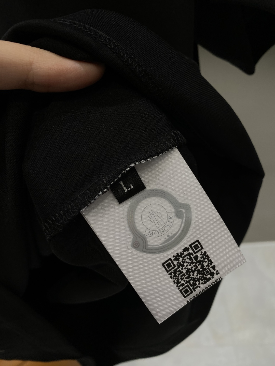 《𝙉𝙚𝙬🖤❤️蒙家》2026SS最新款春夏短袖T恤，丝光棉 帅气时尚，胸口顶级图案字母，简约百搭款。面料