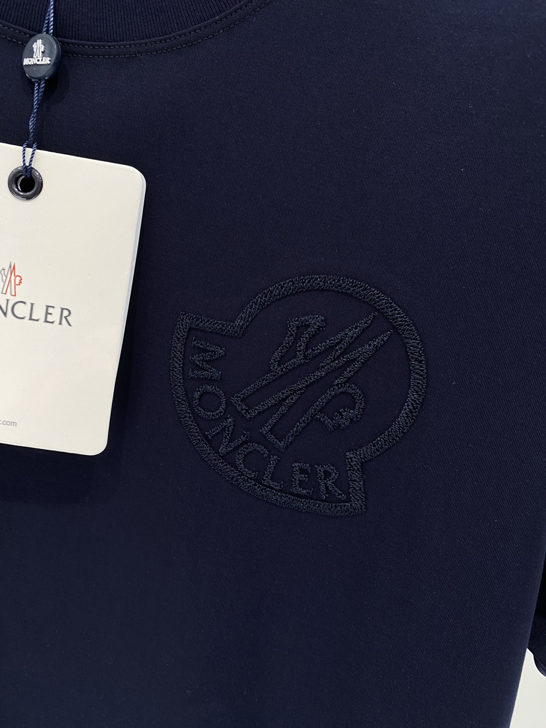 《𝙉𝙚𝙬🖤❤️蒙家》2026SS最新款春夏短袖T恤，丝光棉 帅气时尚，胸口顶级图案字母，简约百搭款。面料