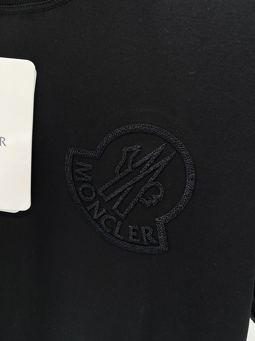 《𝙉𝙚𝙬🖤❤️蒙家》2026SS最新款春夏短袖T恤，丝光棉 帅气时尚，胸口顶级图案字母，简约百搭款。面料