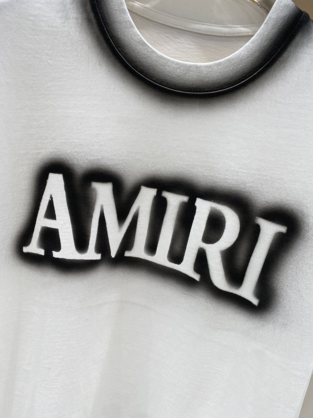 《𝙉𝙚𝙬🖤❤️AMIRI家》2026ss新工艺logo高品质纯棉质阔版圆领男士短袖T恤，新季新推系列将标