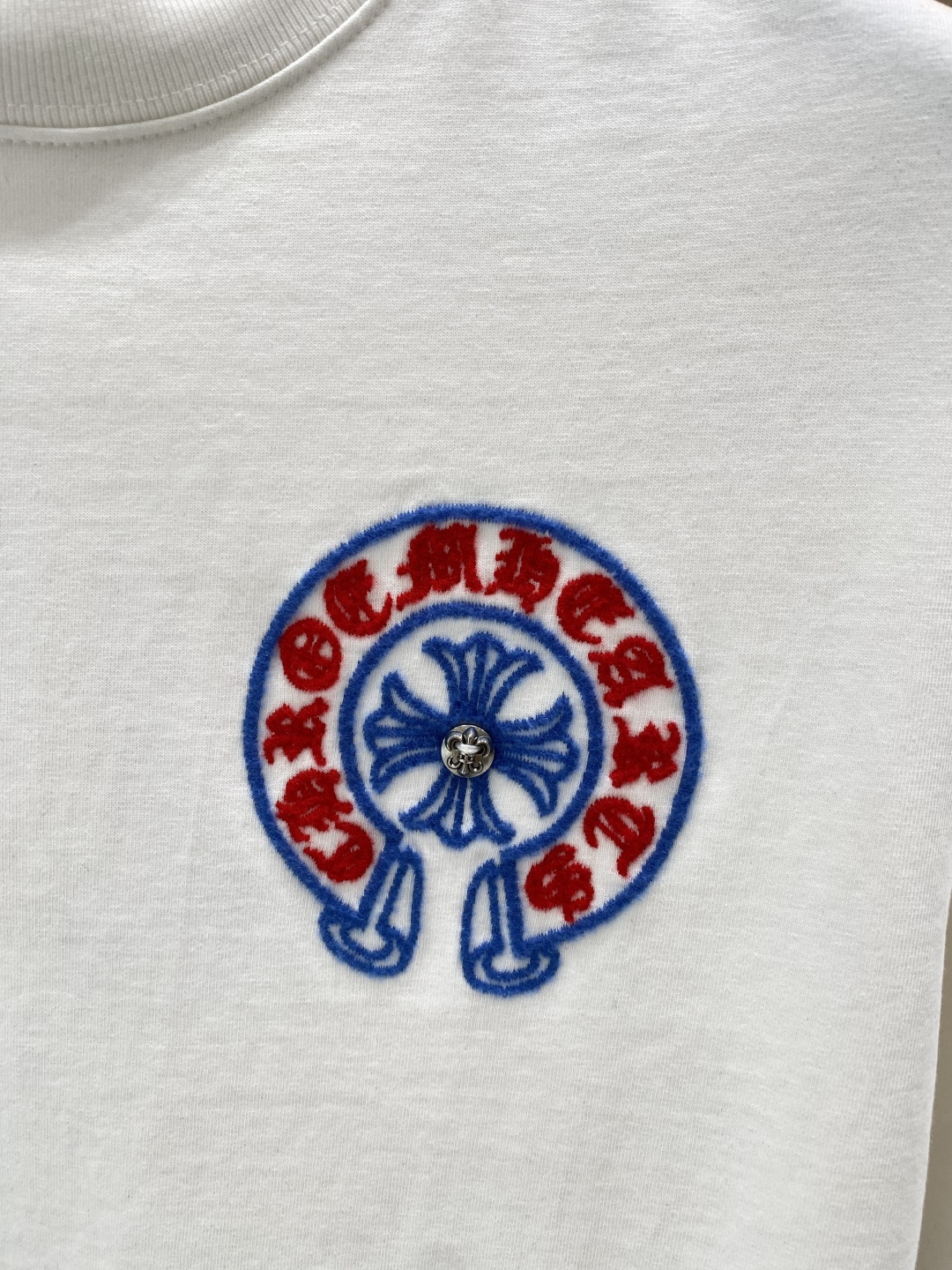 《𝙉𝙚𝙬🖤❤️克家》2026ss新工艺logo高品质纯棉质阔版圆领男士短袖T恤，新季新推系列将标识巧妙融