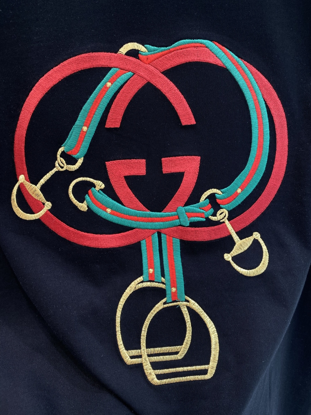 《𝙉𝙚𝙬🖤❤️古家》2026ss新工艺logo高品质纯棉质阔版圆领男士短袖T恤，新季新推系列将标识巧妙融