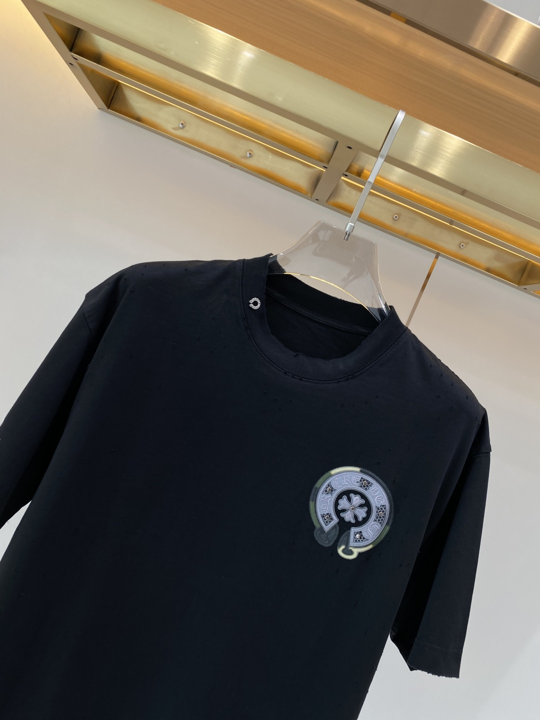 《𝙉𝙚𝙬🖤❤️克家》2026ss新工艺logo高品质纯棉质阔版圆领男士短袖T恤，新季新推系列将标识巧妙融
