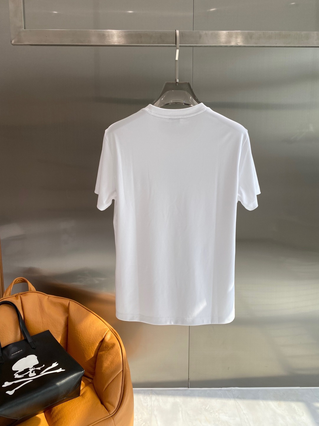 《𝙉𝙚𝙬🖤❤️巴家》2026新款首发专柜最新款短袖圆领T恤 高端订制 设计前卫时尚！品牌logo工艺设计
