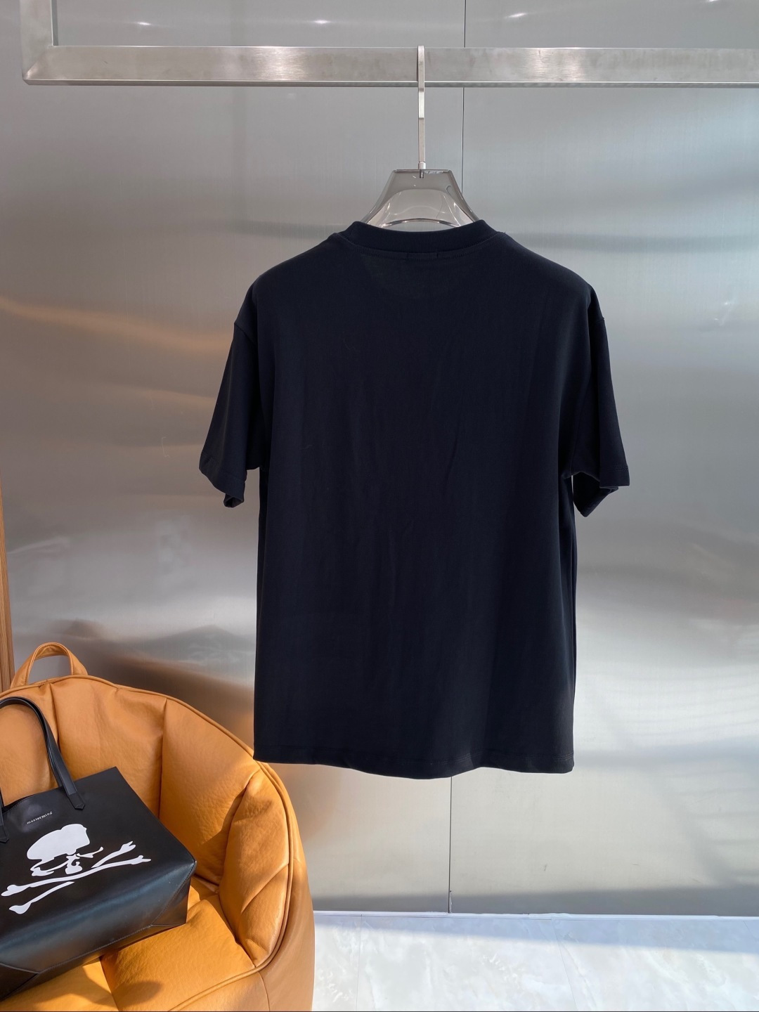 《𝙉𝙚𝙬🖤❤️古家》2026新款首发专柜最新款短袖圆领T恤 高端订制 设计前卫时尚！品牌logo工艺设计