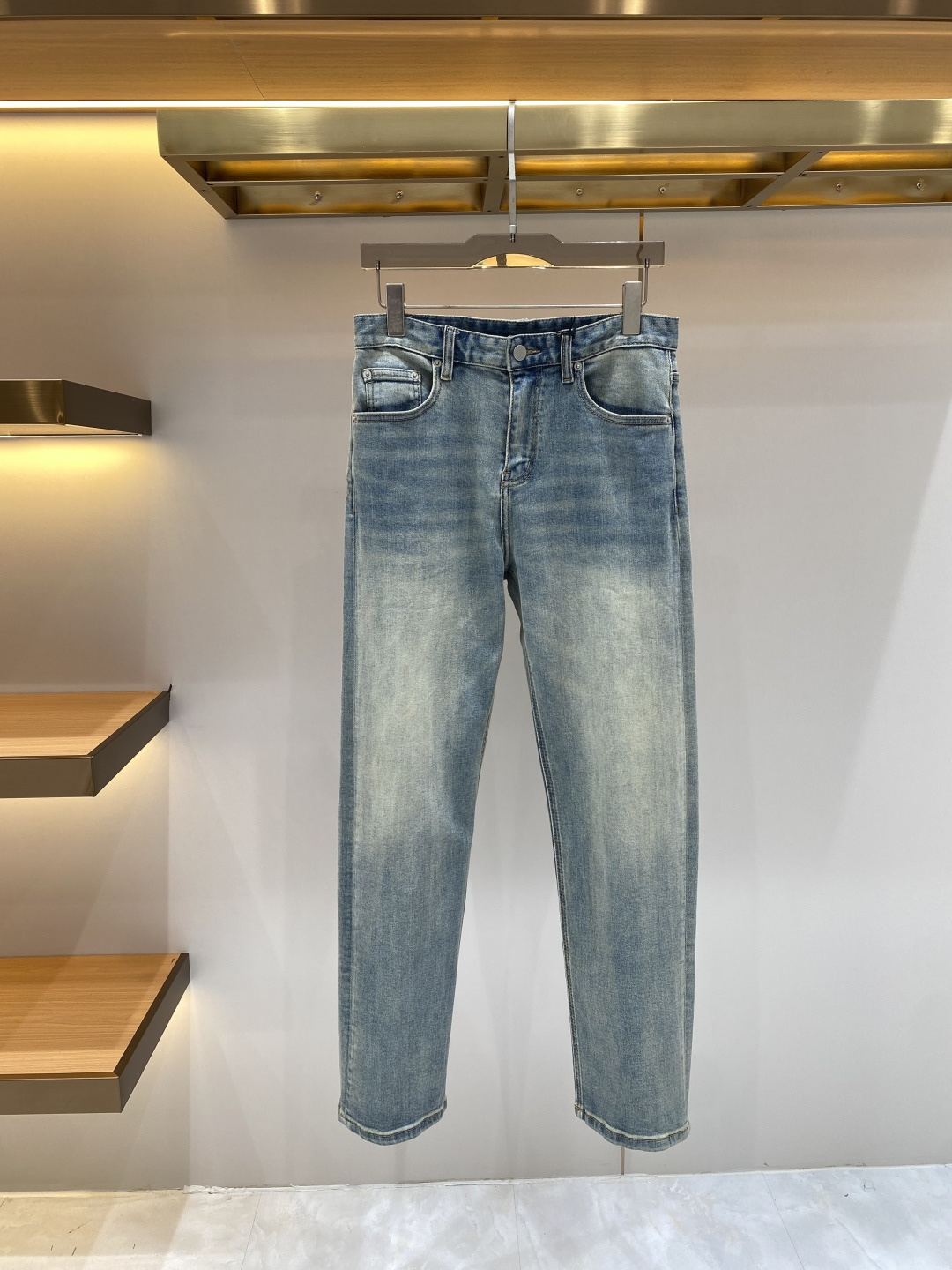 《𝙉𝙚𝙬🖤❤️Y3家》2026春款 牛仔 超级有范儿的一款牛仔裤，定制原版水洗牛仔面料，独特设计，顶级工