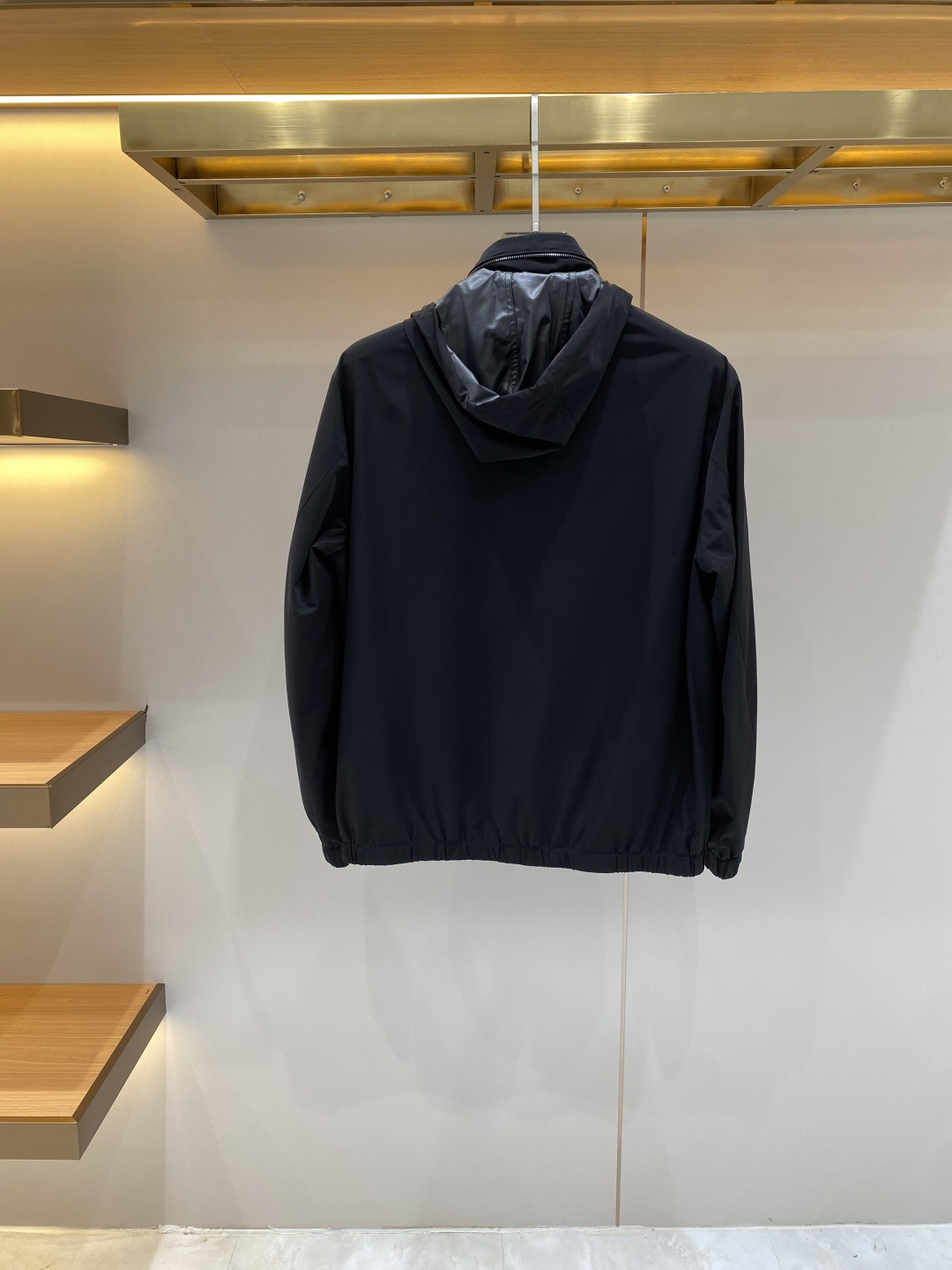 《𝙉𝙚𝙬🖤❤️loro Piana家》2026ss早春新款发布 夹克外套，爆款穿上就是舒适自在又显瘦的存