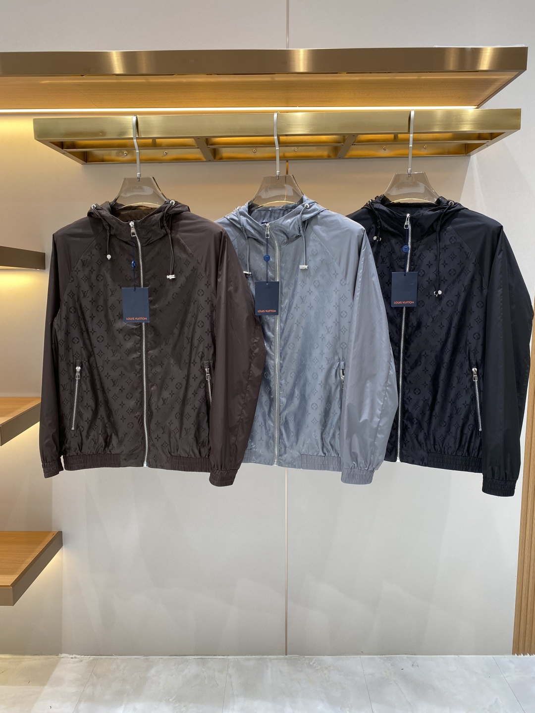 《𝙉𝙚𝙬🖤❤️驴家》2026ss早春新款发布 夹克外套，爆款穿上就是舒适自在又显瘦的存在，慵懒而随性，结