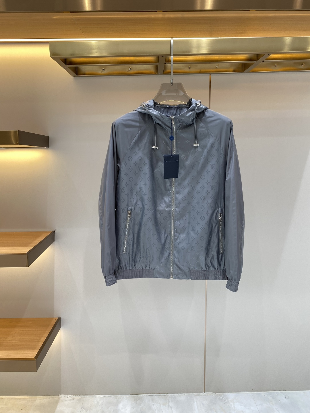 《𝙉𝙚𝙬🖤❤️驴家》2026ss早春新款发布 夹克外套，爆款穿上就是舒适自在又显瘦的存在，慵懒而随性，结