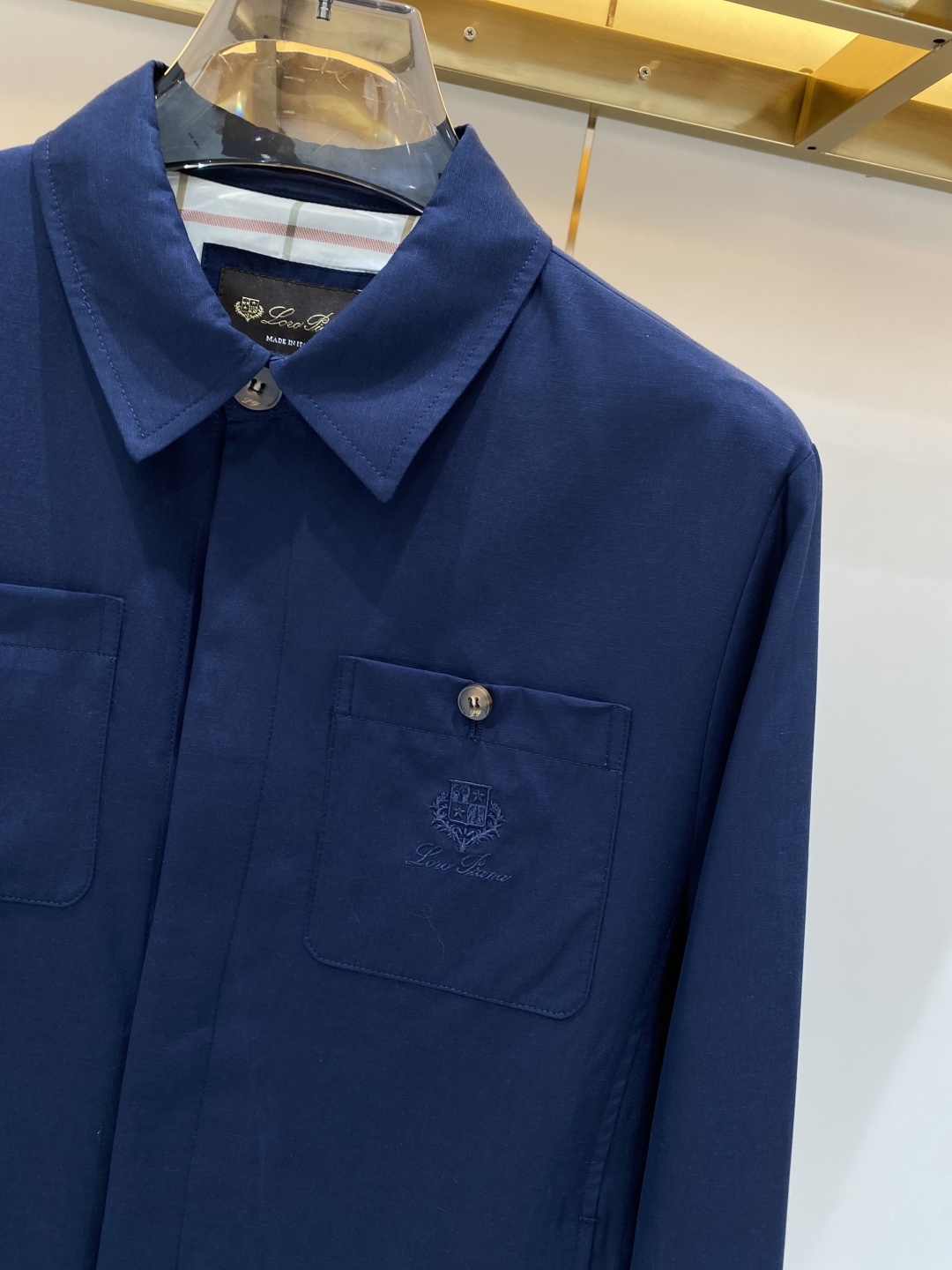 《𝙉𝙚𝙬🖤❤️loro Piana家》2026ss早春新款发布 夹克外套，爆款穿上就是舒适自在又显瘦的存