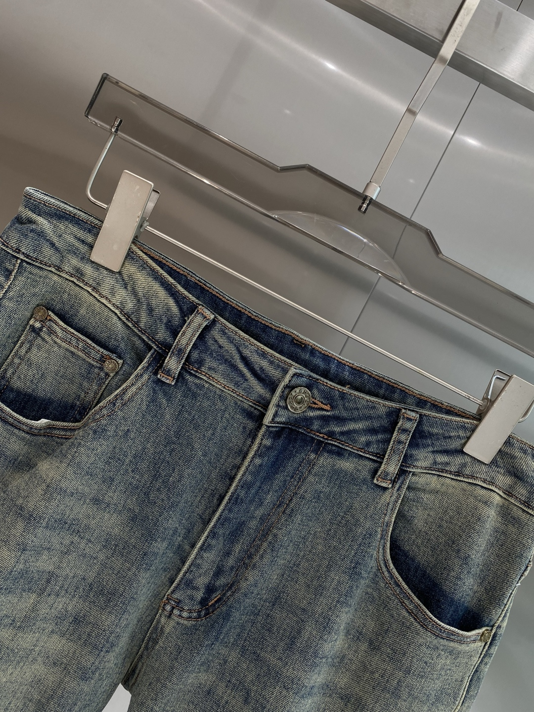 《𝙉𝙚𝙬🖤❤️古家》2026最新品牛仔裤 专柜热销款 品味与价值共享 身穿着非常舒适 低调不失奢华 穿出