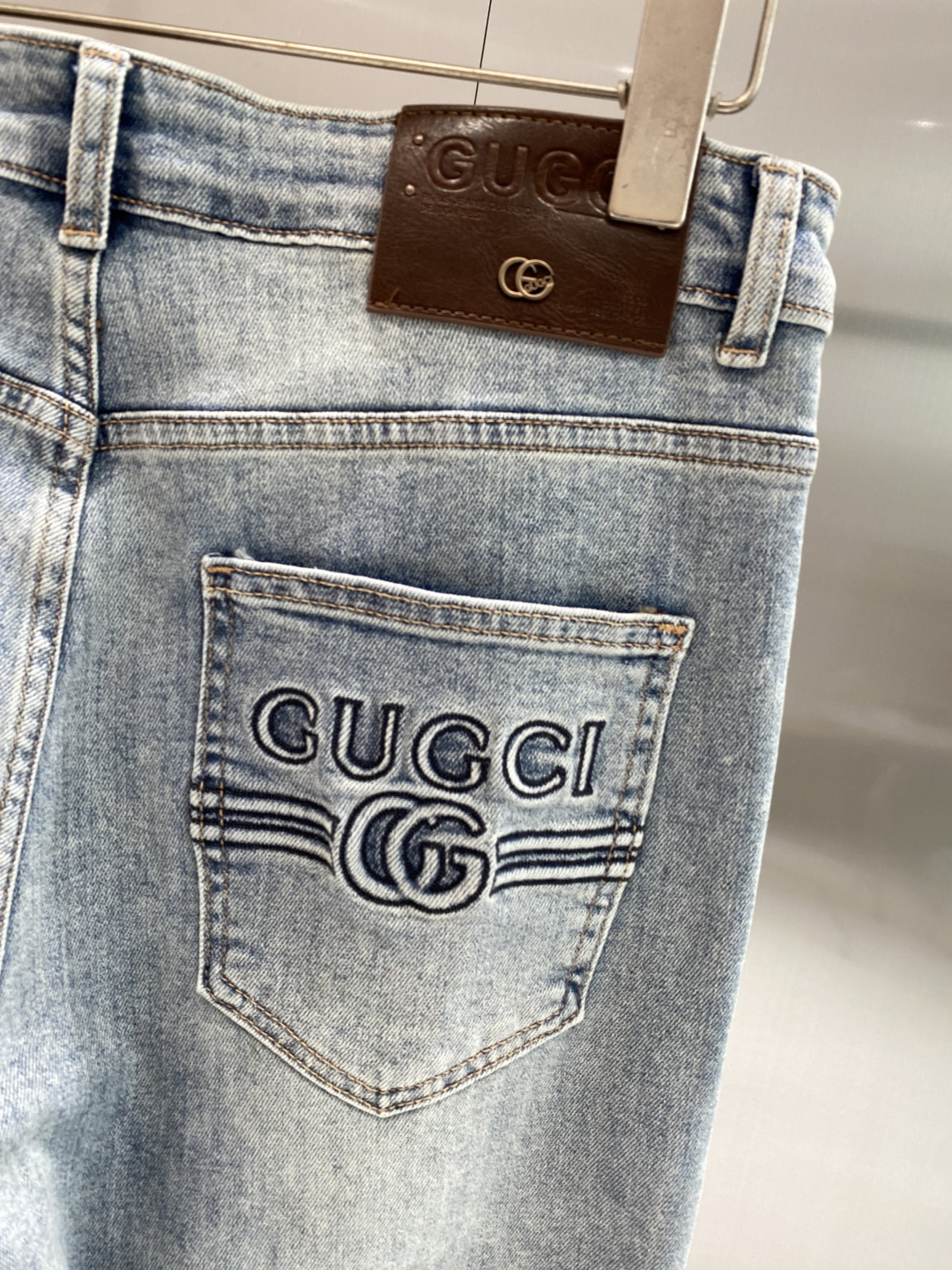 《𝙉𝙚𝙬🖤❤️古家》2026最新品牛仔裤 专柜热销款 品味与价值共享 身穿着非常舒适 低调不失奢华 穿出