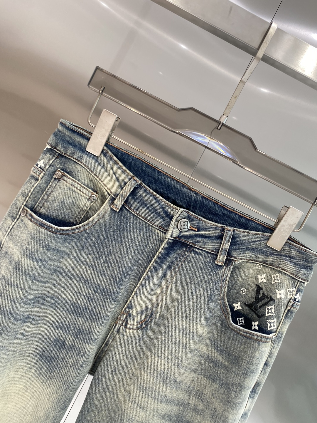 《𝙉𝙚𝙬🖤❤️驴家》2026最新品牛仔裤 专柜热销款 品味与价值共享 身穿着非常舒适 低调不失奢华 穿出