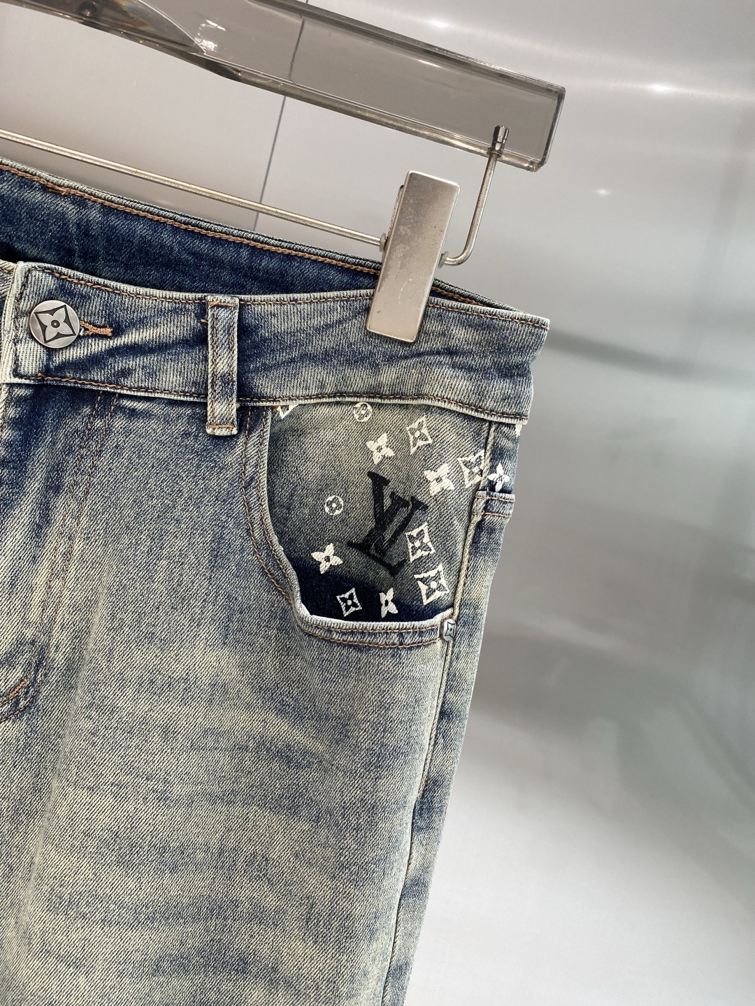 《𝙉𝙚𝙬🖤❤️驴家》2026最新品牛仔裤 专柜热销款 品味与价值共享 身穿着非常舒适 低调不失奢华 穿出