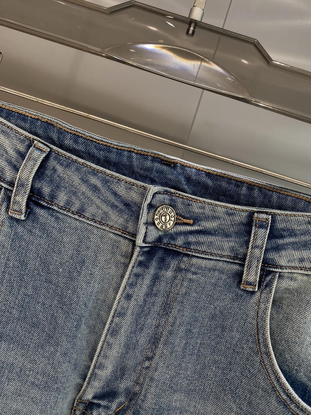 《𝙉𝙚𝙬🖤❤️古家》2026最新品牛仔裤 专柜热销款 品味与价值共享 身穿着非常舒适 低调不失奢华 穿出