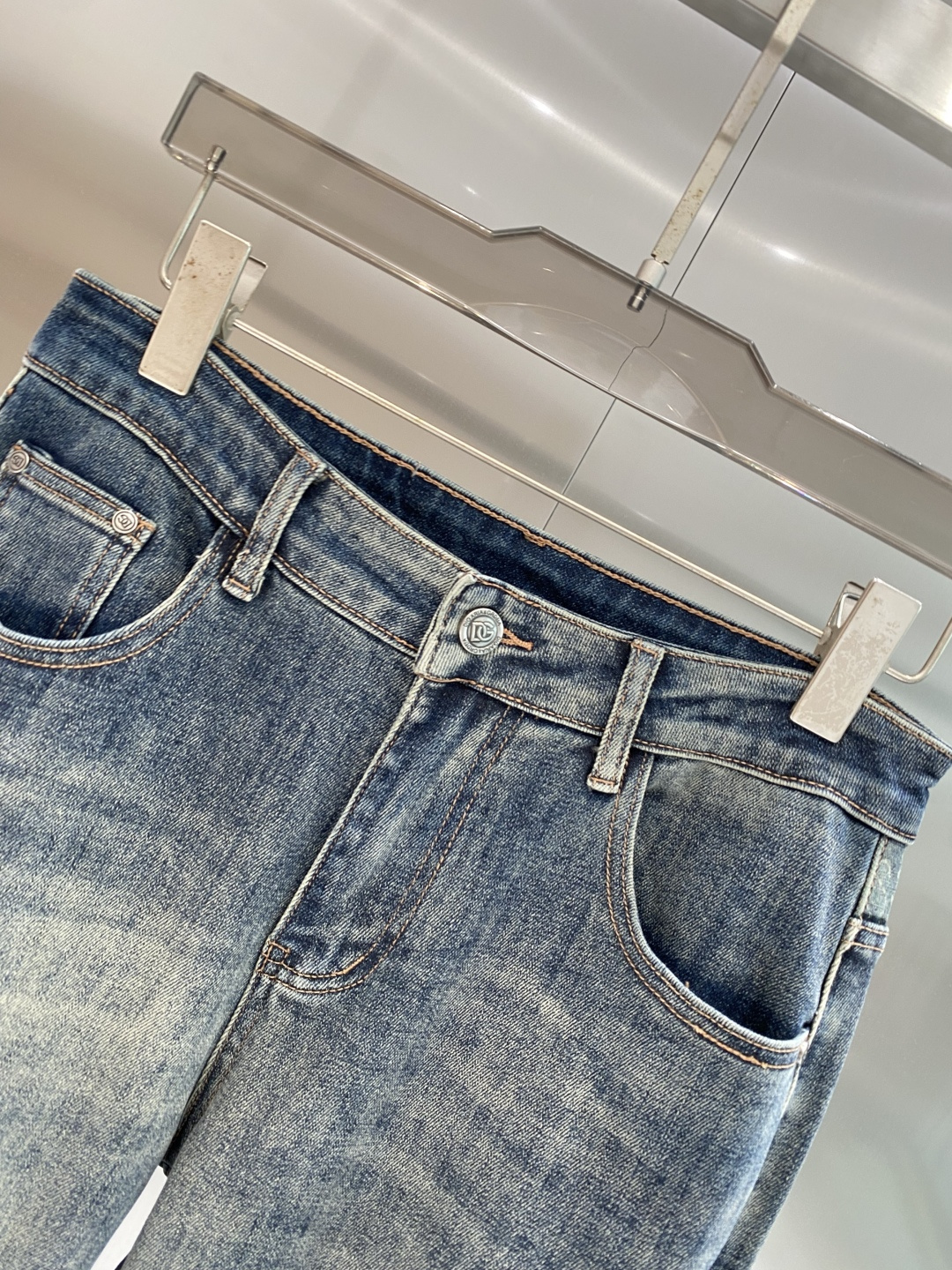 《𝙉𝙚𝙬🖤❤️DG家》2026最新品牛仔裤 专柜热销款 品味与价值共享 身穿着非常舒适 低调不失奢华 穿