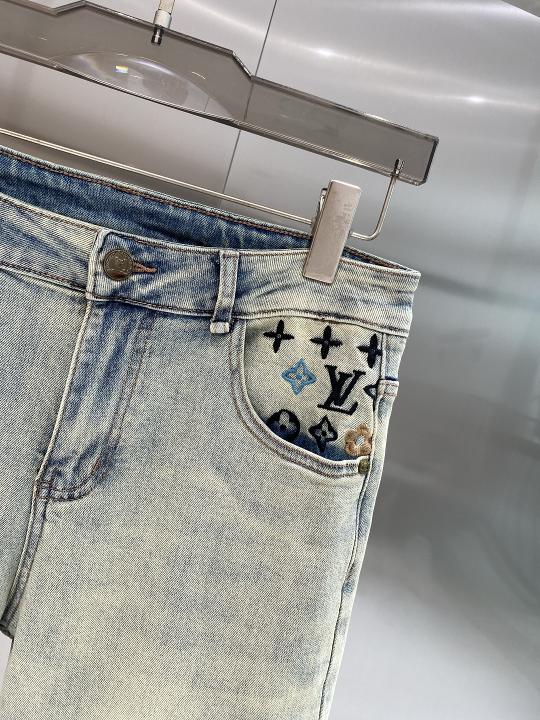 《𝙉𝙚𝙬🖤❤️驴家》2026最新品牛仔裤 专柜热销款 品味与价值共享 身穿着非常舒适 低调不失奢华 穿出