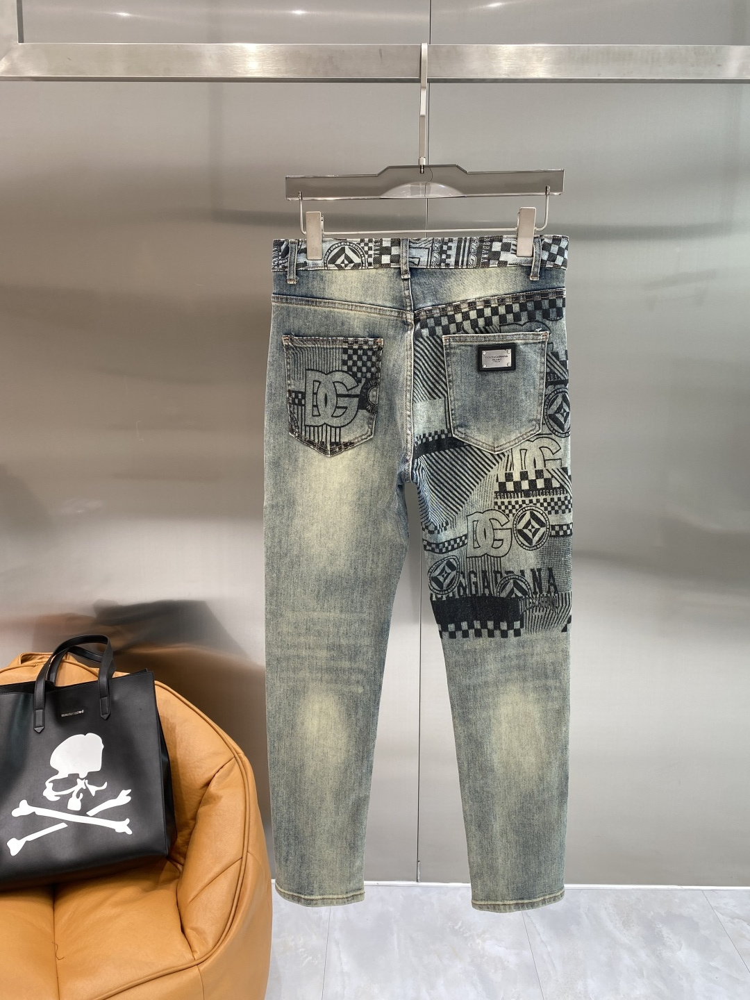 《𝙉𝙚𝙬🖤❤️DG家》2026最新品牛仔裤 专柜热销款 品味与价值共享 身穿着非常舒适 低调不失奢华 穿