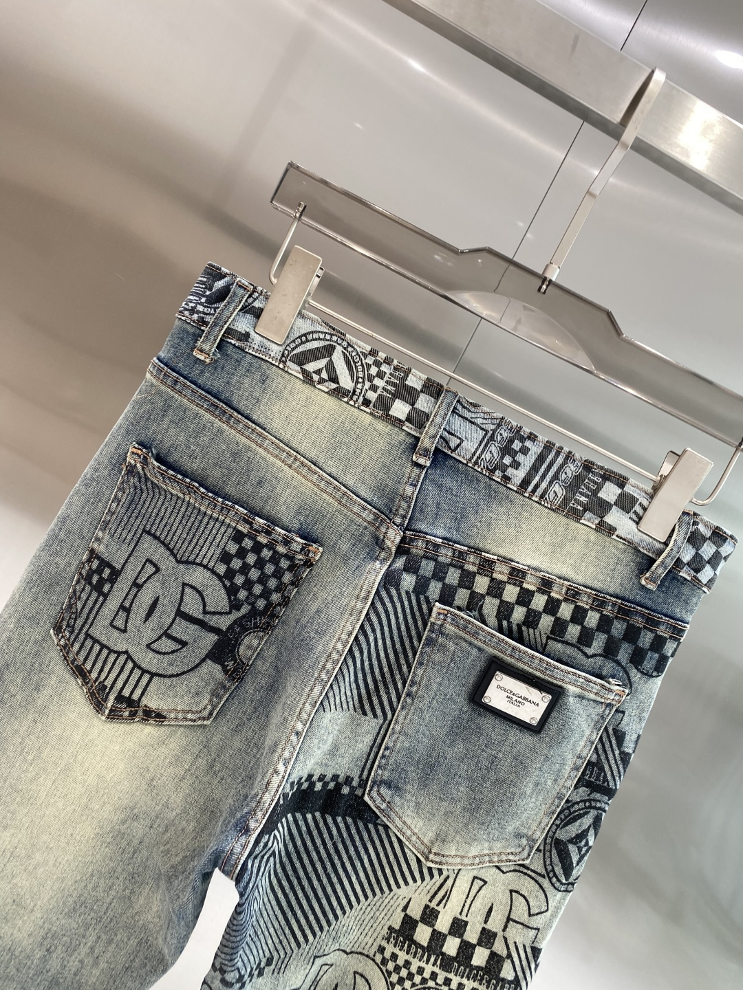 《𝙉𝙚𝙬🖤❤️DG家》2026最新品牛仔裤 专柜热销款 品味与价值共享 身穿着非常舒适 低调不失奢华 穿