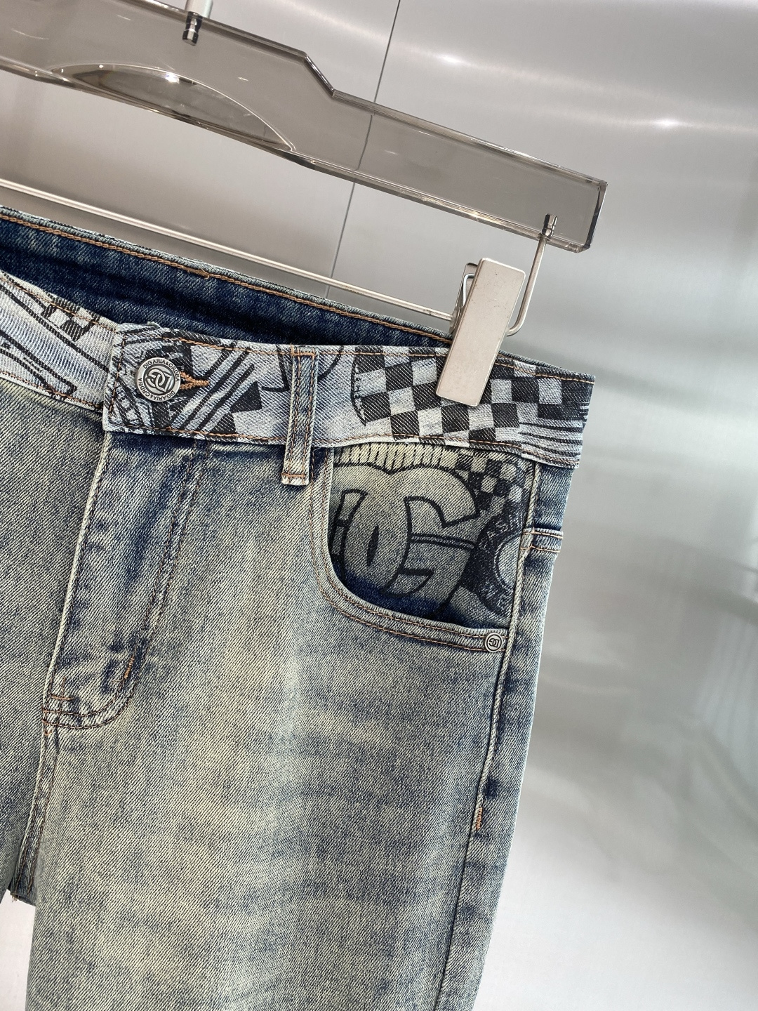 《𝙉𝙚𝙬🖤❤️DG家》2026最新品牛仔裤 专柜热销款 品味与价值共享 身穿着非常舒适 低调不失奢华 穿