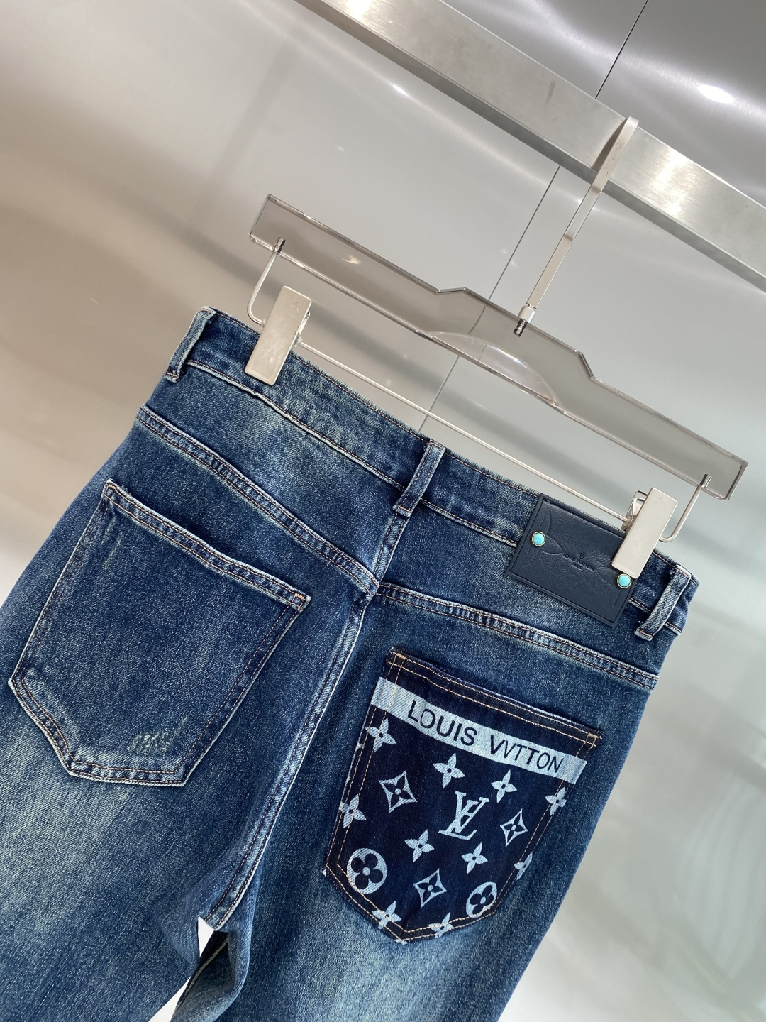 《𝙉𝙚𝙬🖤❤️驴家》2026最新品牛仔裤 专柜热销款 品味与价值共享 身穿着非常舒适 低调不失奢华 穿出