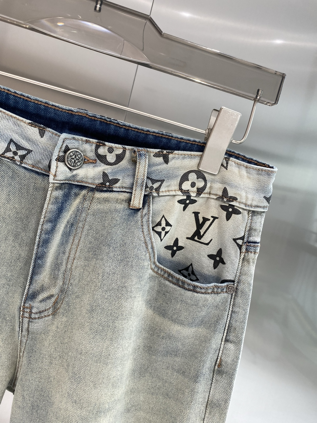 《𝙉𝙚𝙬🖤❤️驴家》2026最新品牛仔裤 专柜热销款 品味与价值共享 身穿着非常舒适 低调不失奢华 穿出