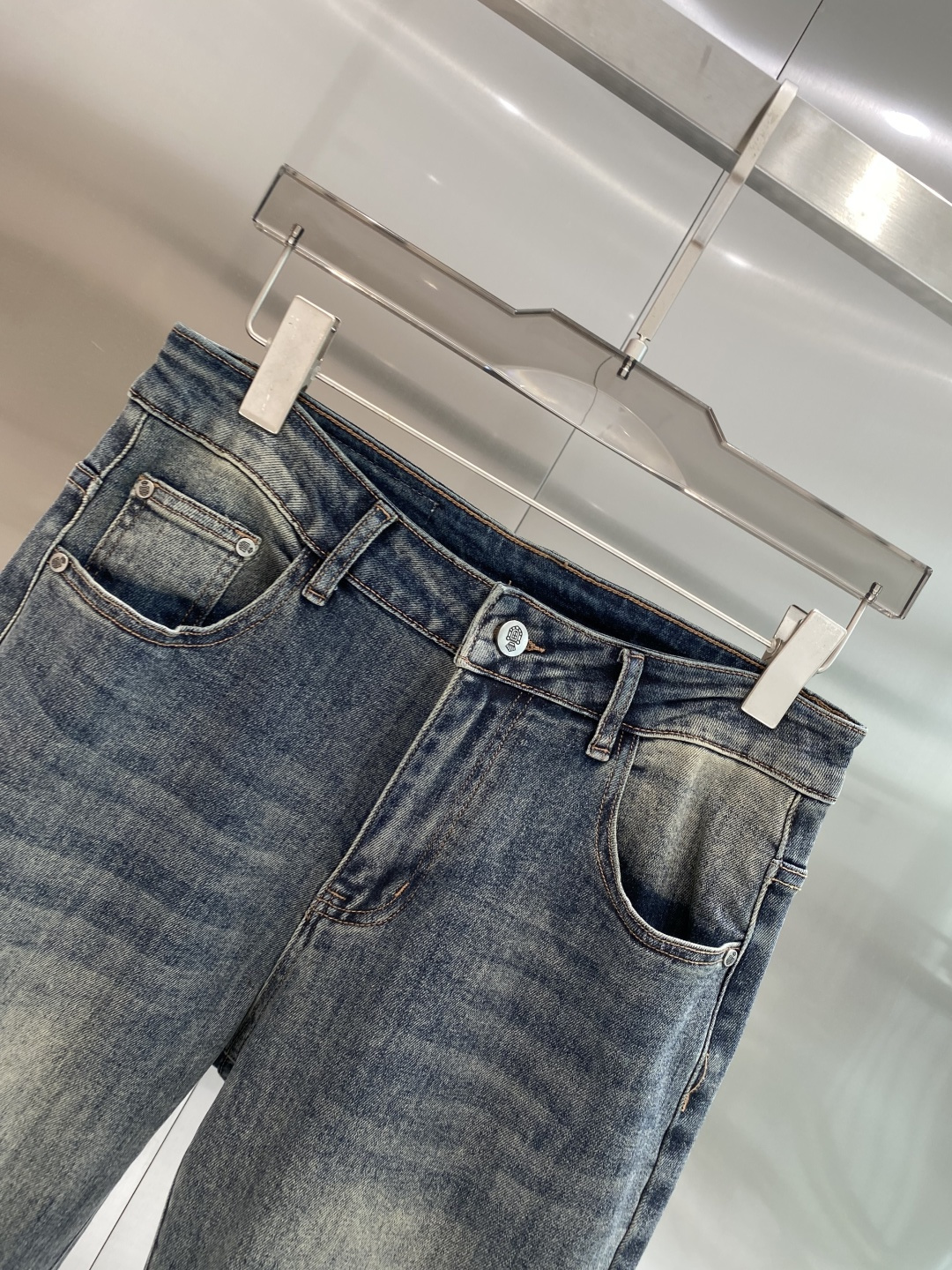 《𝙉𝙚𝙬🖤❤️普家》2026最新品牛仔裤 专柜热销款 品味与价值共享 身穿着非常舒适 低调不失奢华 穿出