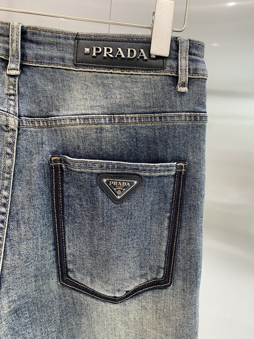 《𝙉𝙚𝙬🖤❤️普家》2026最新品牛仔裤 专柜热销款 品味与价值共享 身穿着非常舒适 低调不失奢华 穿出