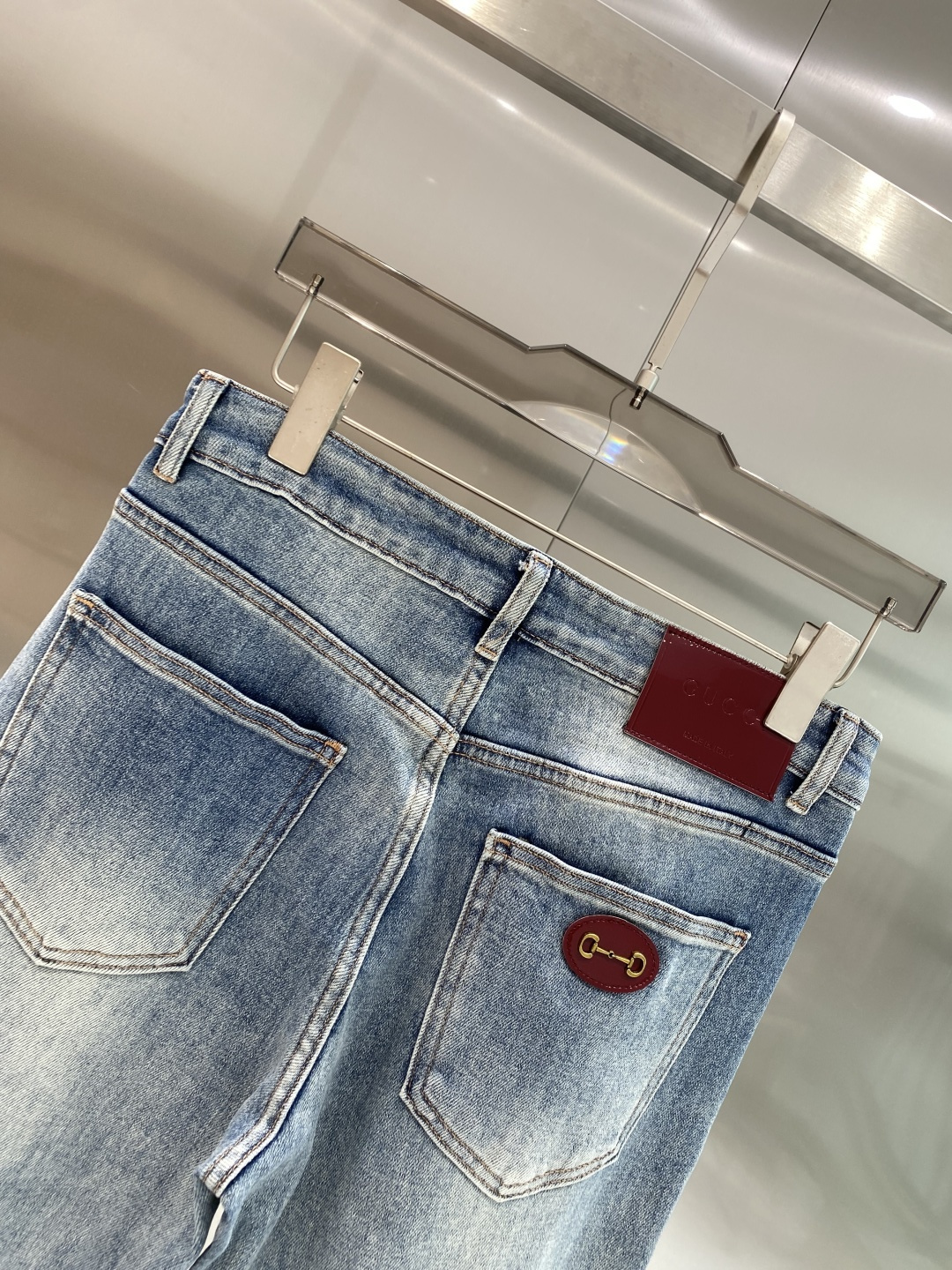 《𝙉𝙚𝙬🖤❤️古家》2026最新品牛仔裤 专柜热销款 品味与价值共享 身穿着非常舒适 低调不失奢华 穿出